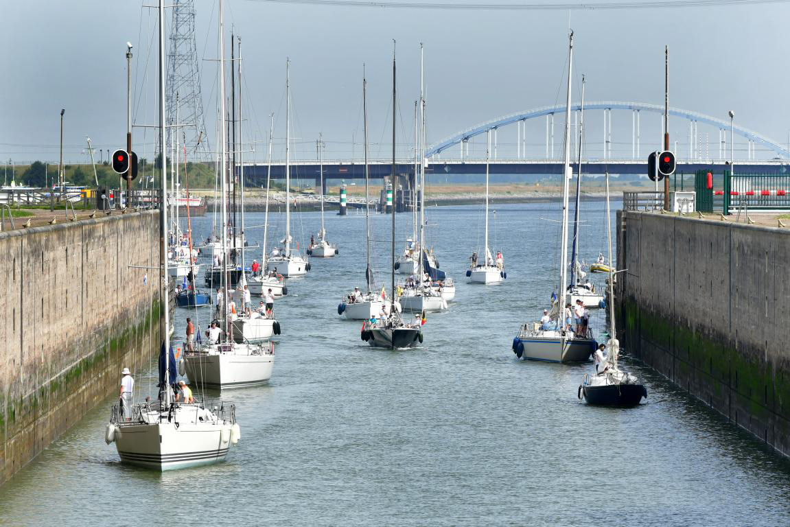 Antwerp Race - vertraging sluizen Hansweert
